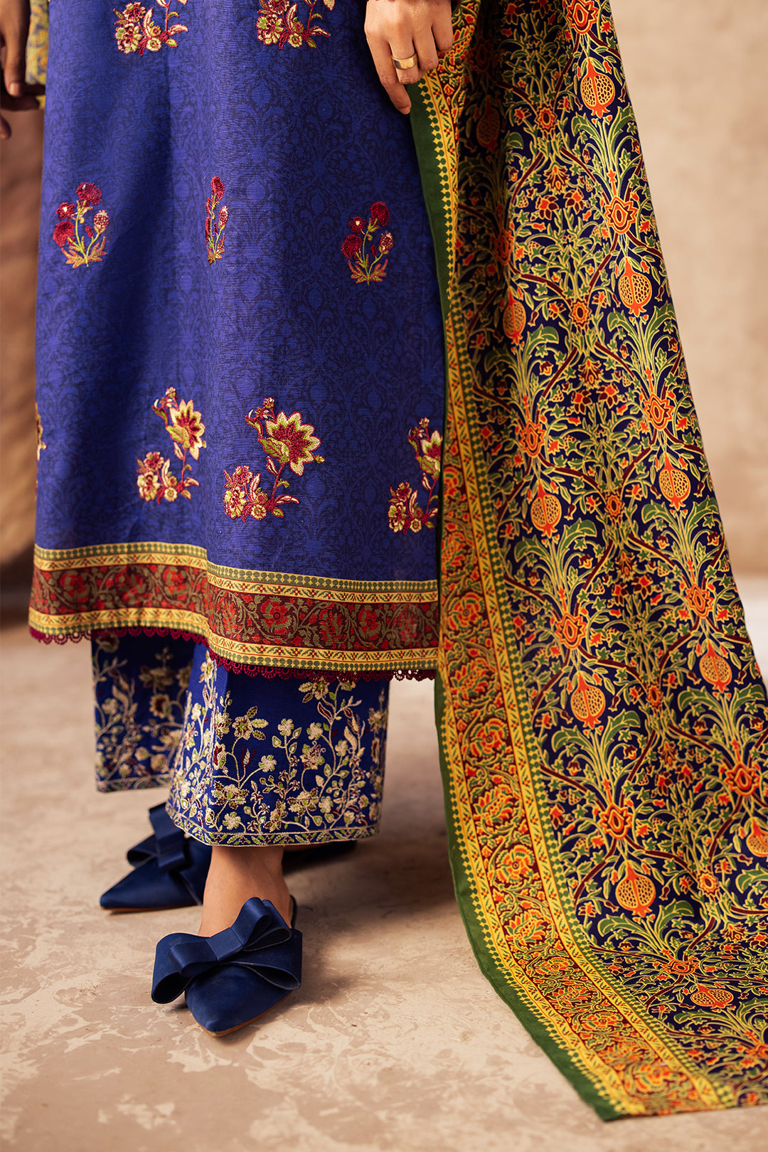 Zellbury | Unstitched 3 Piece Khaddar | Embroidered Shirt Shalwar Dupatta - 0221 - by - Libasekhas UK - Registered Vendor of : Zellbury Women - 100% Original Designer Dresss