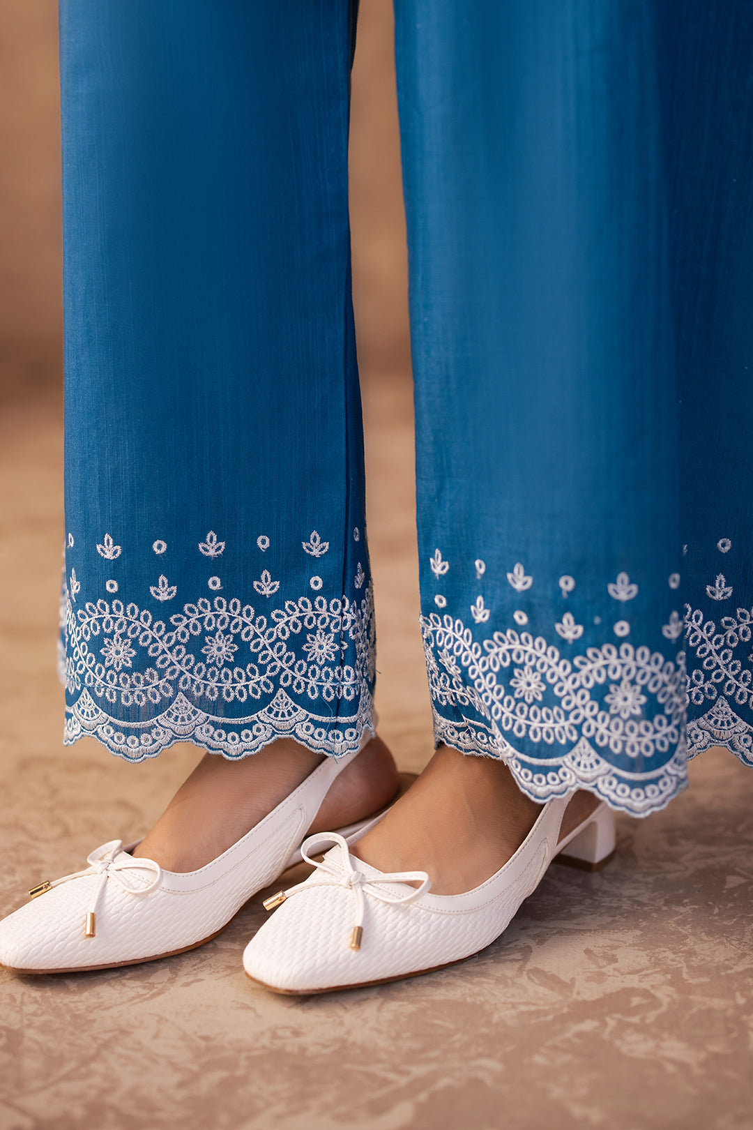 Zellbury | Unstitched 3 Piece Khaddar | Embroidered Shirt Shalwar Dupatta - 0226 - by - Libasekhas UK - Registered Vendor of : Zellbury Women - 100% Original Designer Dresss