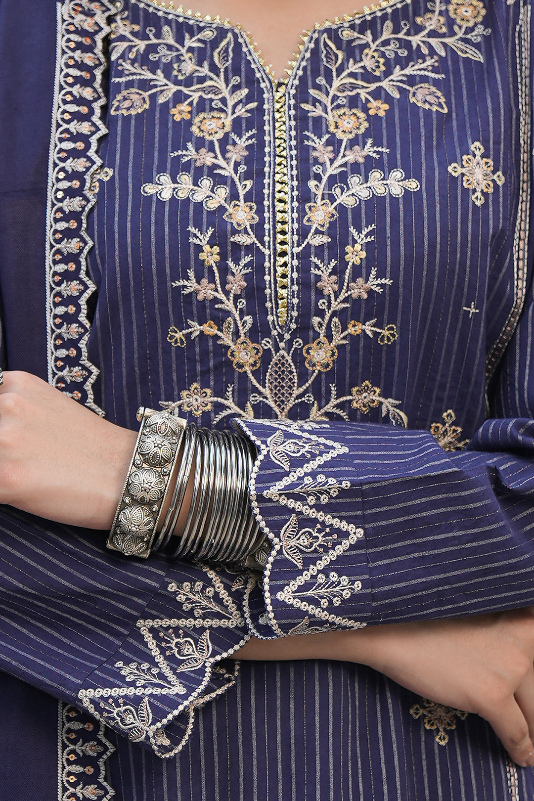 Zellbury | Unstitched 3 Piece Khaddar | Embroidered Shirt Shalwar Shawl - 0409 - by - Libasekhas UK - Registered Vendor of : Zellbury Women - 100% Original Designer Dresss