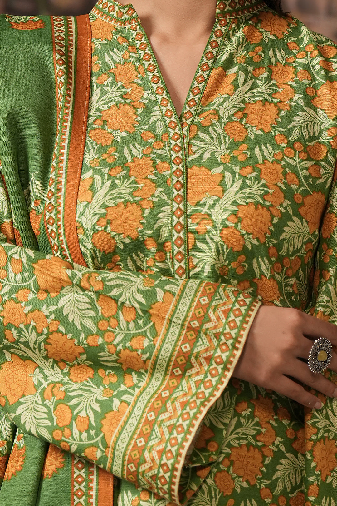 Zellbury | Unstitched 3 Piece Khaddar | Shirt Shalwar Dupatta - 0358 - by - Libasekhas UK - Registered Vendor of : Zellbury Women - 100% Original Designer Dresss