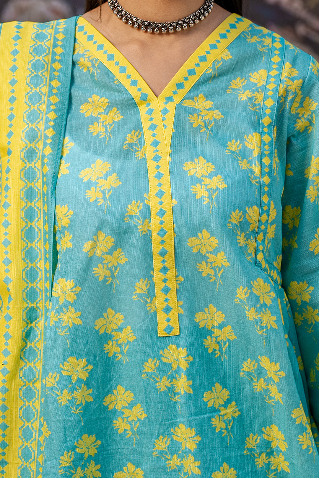 Zellbury | Unstitched 3 Piece Khaddar | Shirt Shalwar Dupatta - 0370 - by - Libasekhas UK - Registered Vendor of : Zellbury Women - 100% Original Designer Dresss
