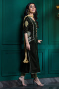 Wardha Saleem | Velvets Winter Fall 24 |  Guldaan - by - Libasekhas UK - Registered Vendor of : Wardha Saleem - 100% Original Designer Dresss