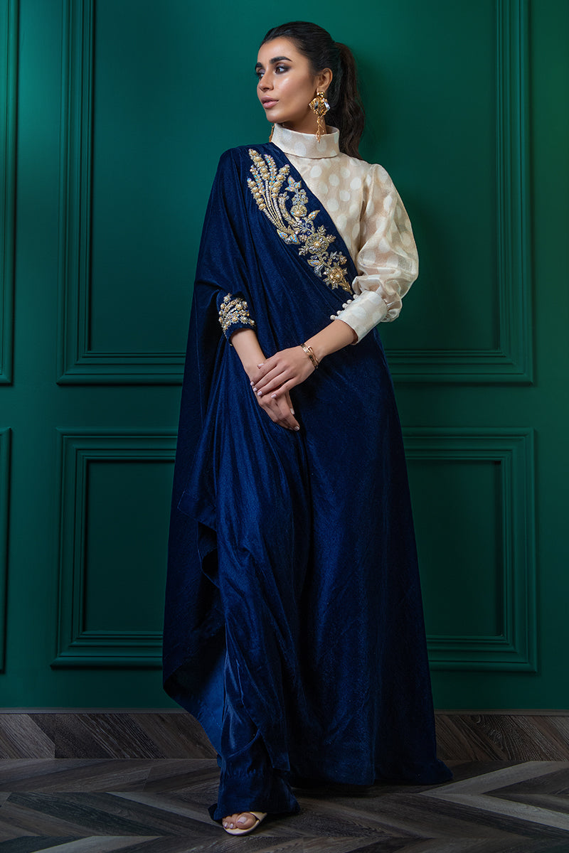 Wardha Saleem | Velvets Winter Fall 24 | Jashan - by - Libasekhas UK - Registered Vendor of : Wardha Saleem - 100% Original Designer Dresss