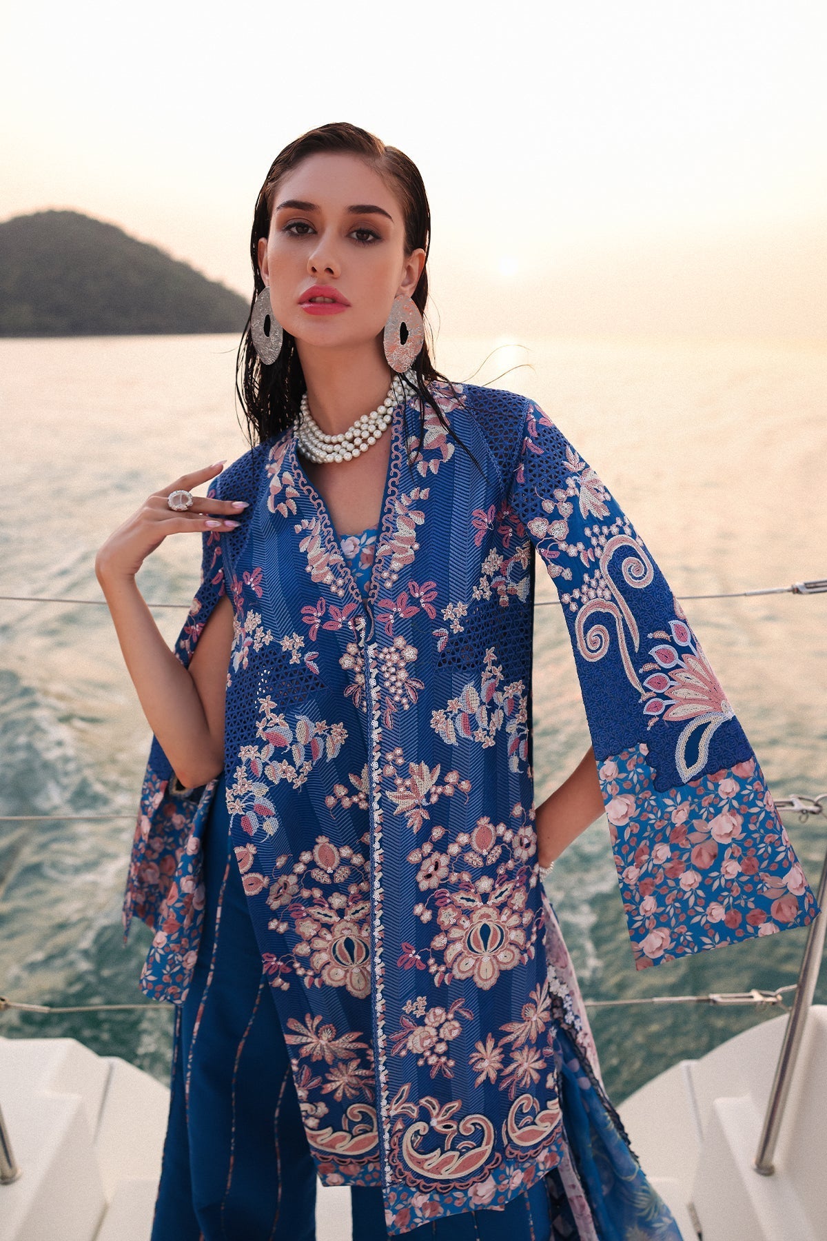 Afrozeh | Lawn 25 | Eclipse - by - Libasekhas UK - Registered Vendor of : Afrozeh - 100% Original Designer Dresss