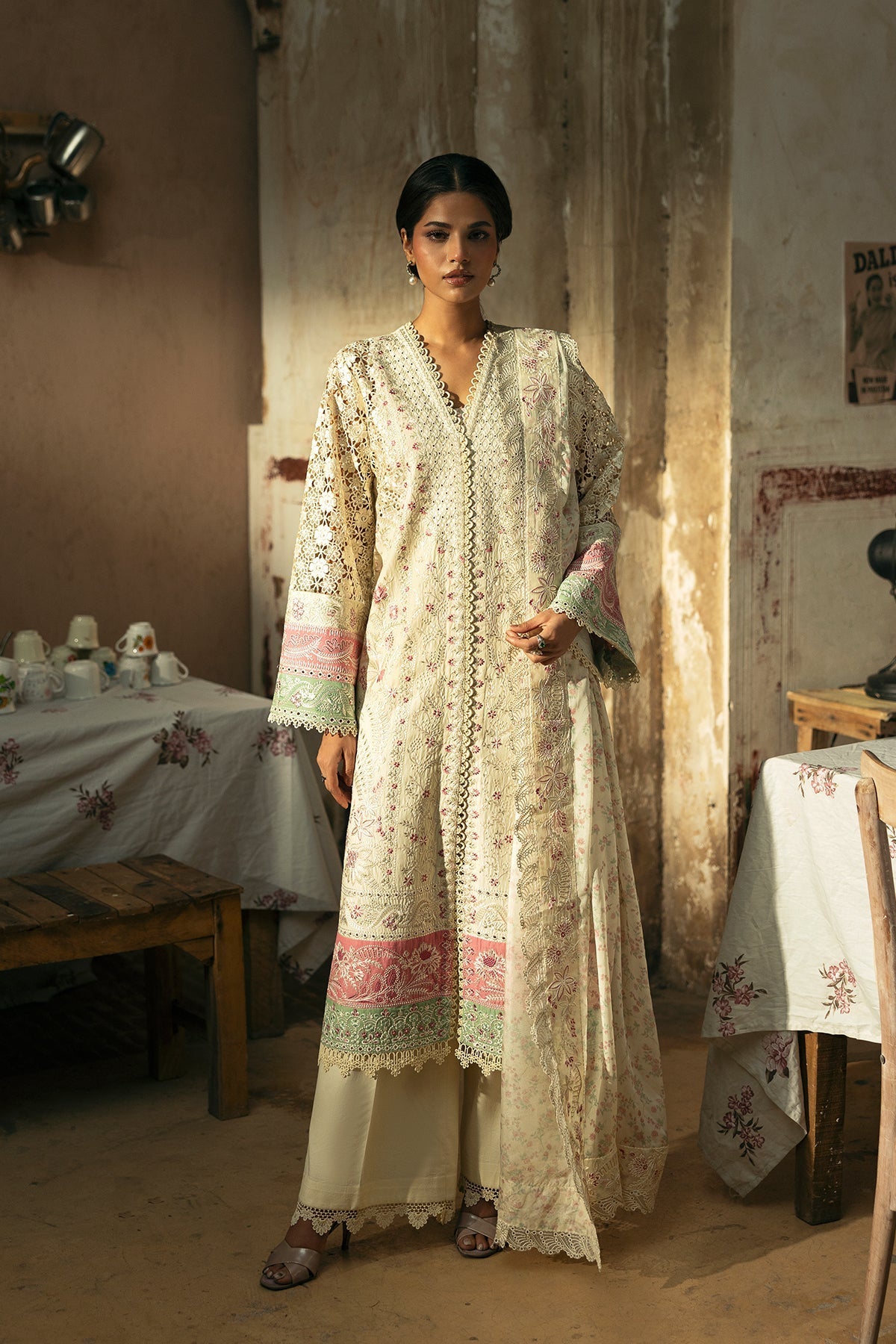 Afrozeh | Mulaqaat Lawn | Mohabbat - by - Libasekhas UK - Registered Vendor of : Afrozeh - 100% Original Designer Dresss