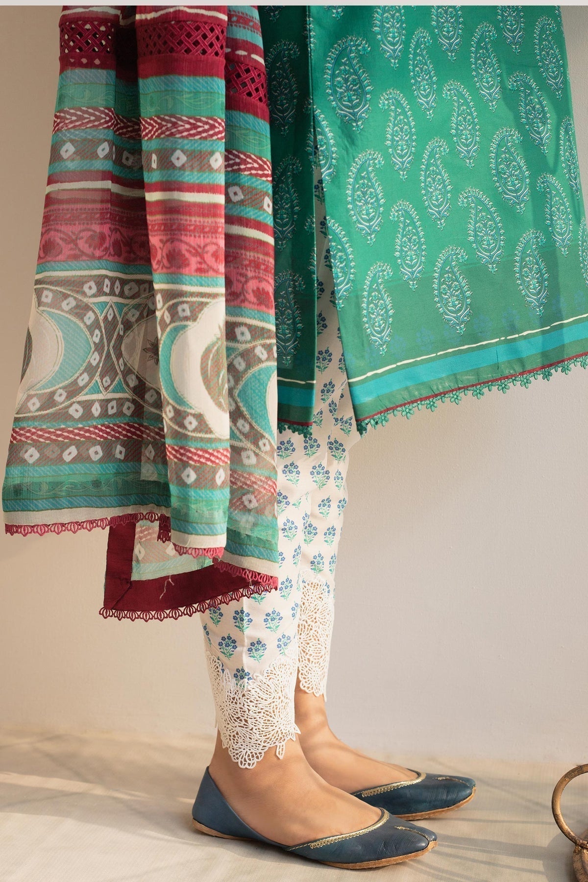 Zara Shahjahan | Coco Prints 24 | CHAAP-D4 - by - Libasekhas UK - Registered Vendor of : Zara Shahjahan - 100% Original Designer Dresss