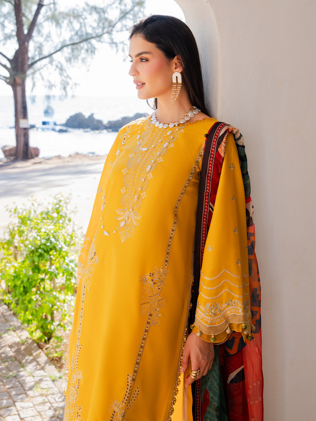 Izel | Dareen Luxury Lawn 26 | Zareen - by Libasekhas UK - Registered Vendor of : Izel - 100% Original Designer Dress