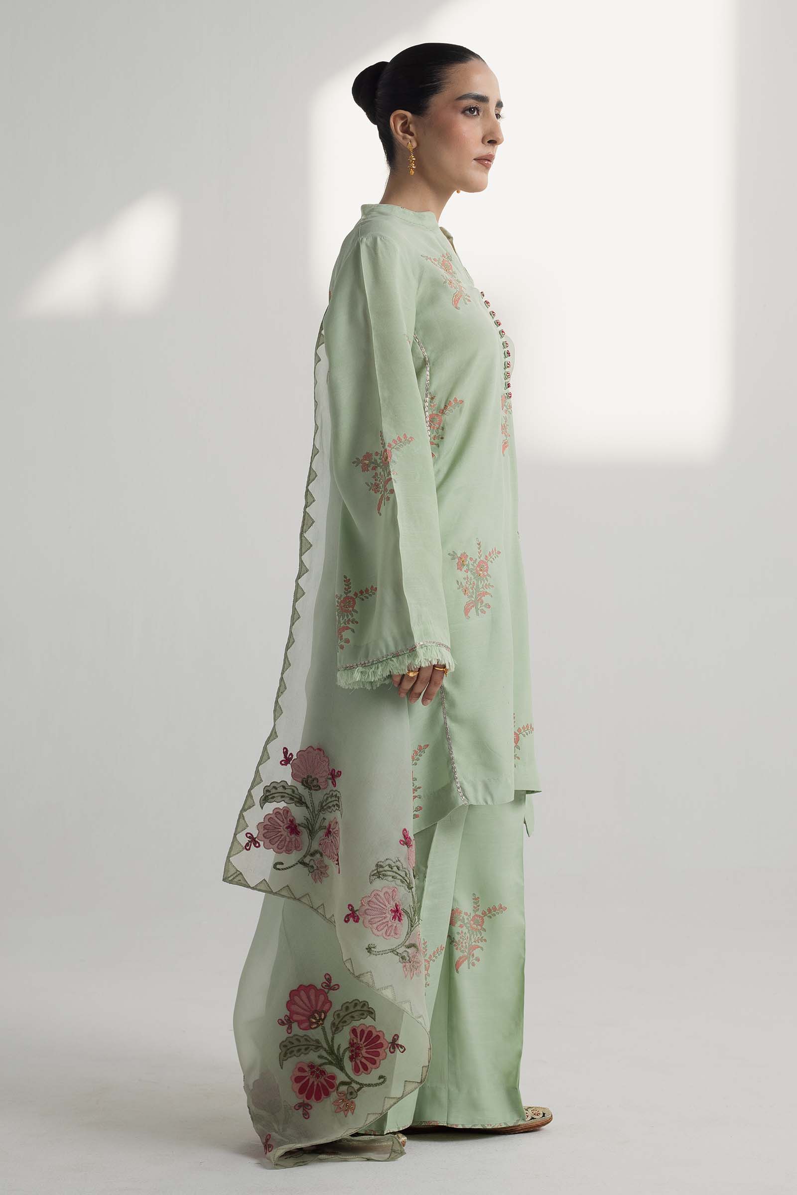 Zara Shahjahan | Handcrafted Suits | ZHC-047 - by - Libasekhas UK - Registered Vendor of : Zara Shahjahan - 100% Original Designer Dresss