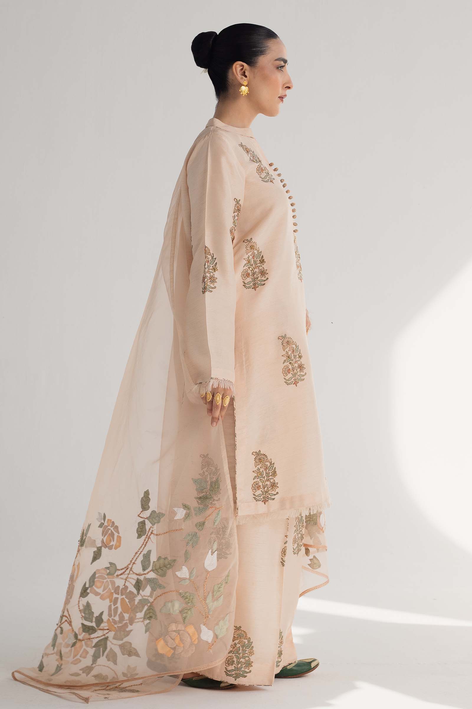 Zara Shahjahan | Handcrafted Suits | ZHC-049 - by - Libasekhas UK - Registered Vendor of : Zara Shahjahan - 100% Original Designer Dresss