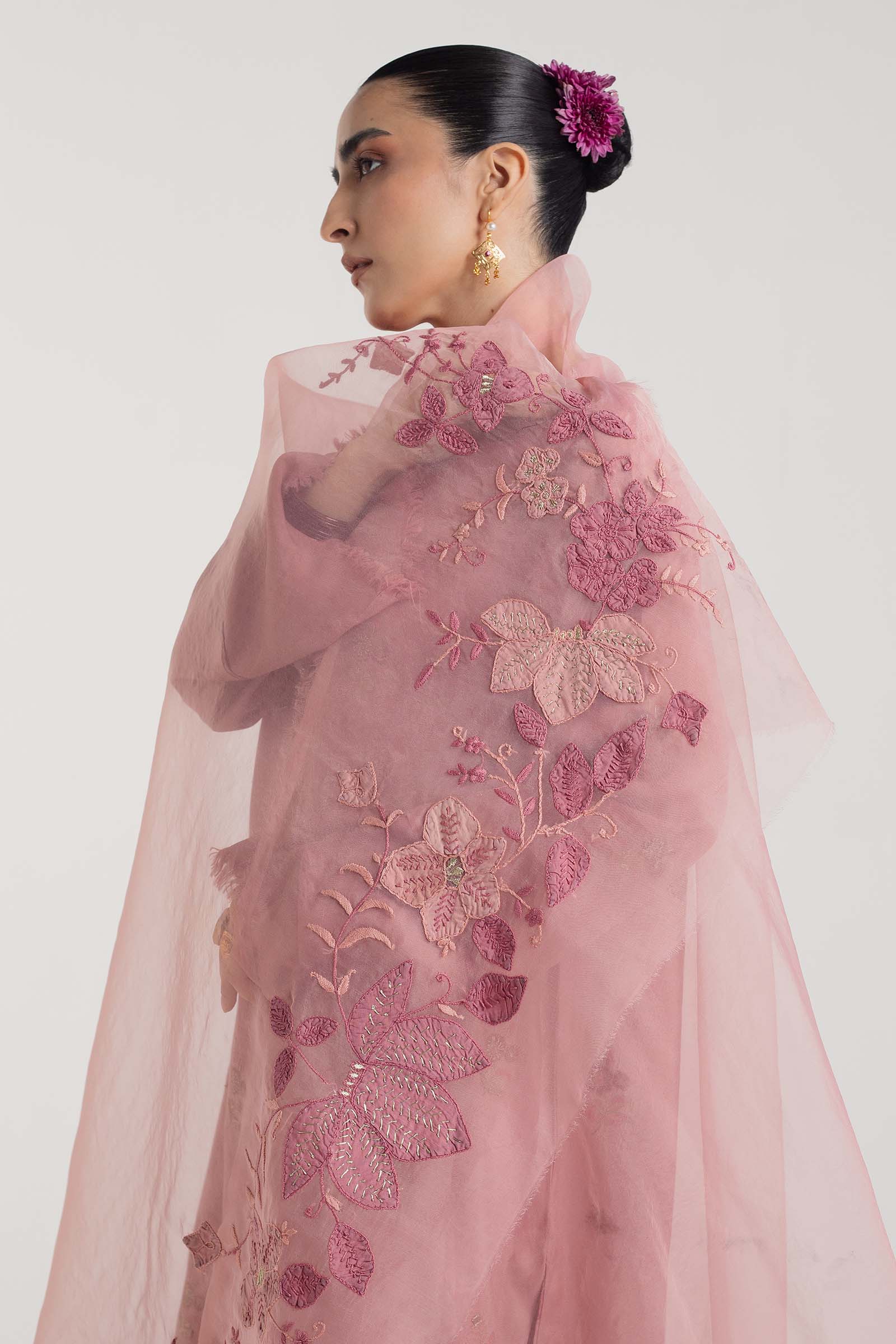 Zara Shahjahan | Handcrafted Suits | ZHC-050 - by - Libasekhas UK - Registered Vendor of : Zara Shahjahan - 100% Original Designer Dresss