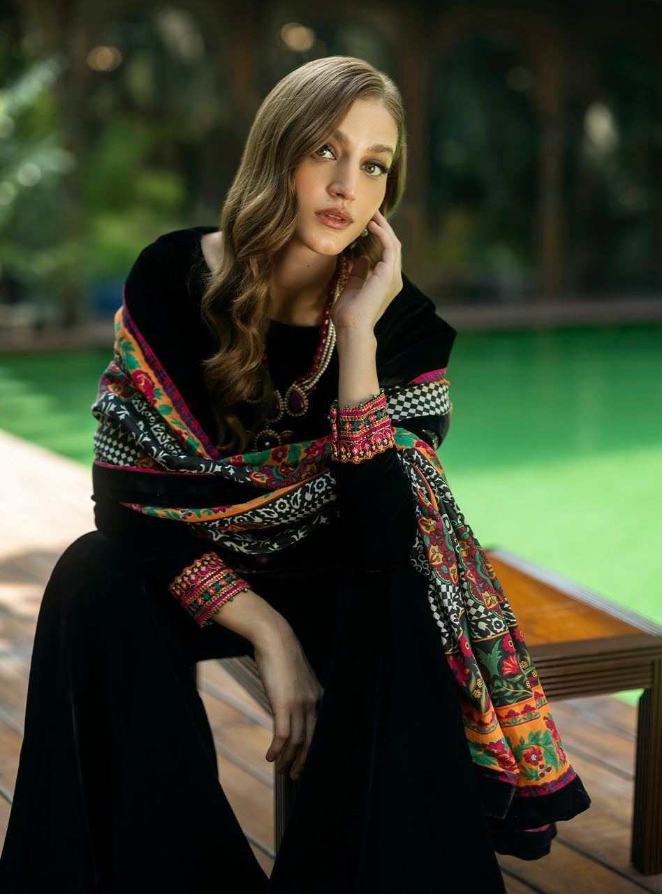 Zainab Chottani | Makhmal Luxe Pret | Zulmat - by - Libasekhas UK - Registered Vendor of : Zainab Chottani - 100% Original Designer Dresss