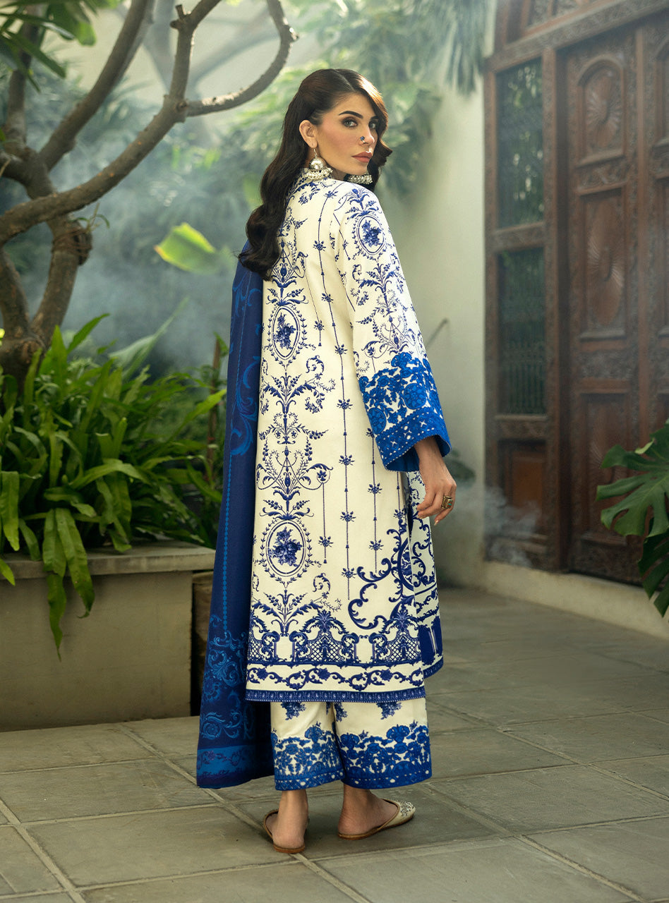 Zainab Chottani | Winter Shawls 24 |  Rania - by - Libasekhas UK - Registered Vendor of : Zainab Chottani - 100% Original Designer Dresss