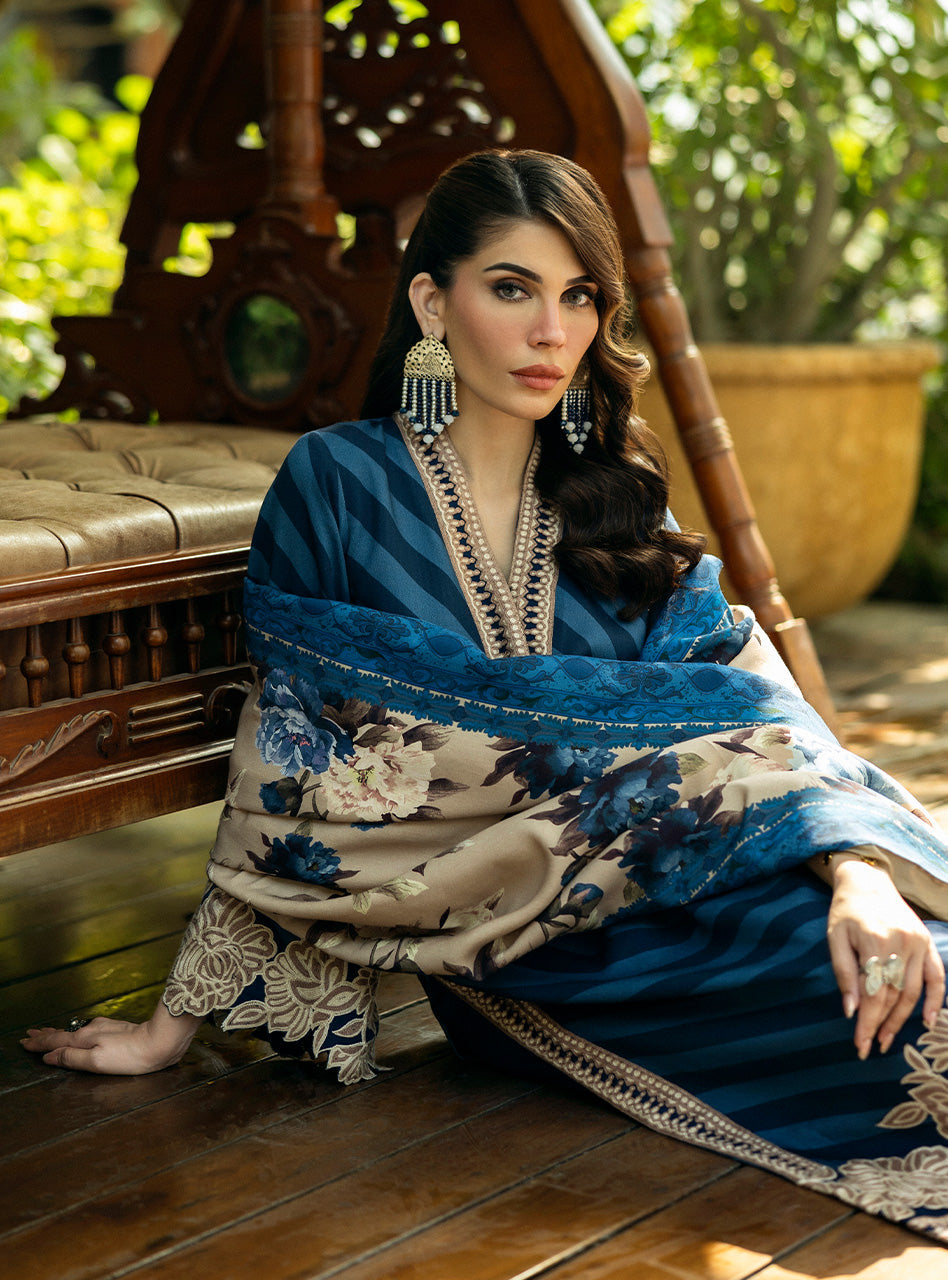 Zainab Chottani | Winter Shawls 24 |  Alayna - by - Libasekhas UK - Registered Vendor of : Zainab Chottani - 100% Original Designer Dresss