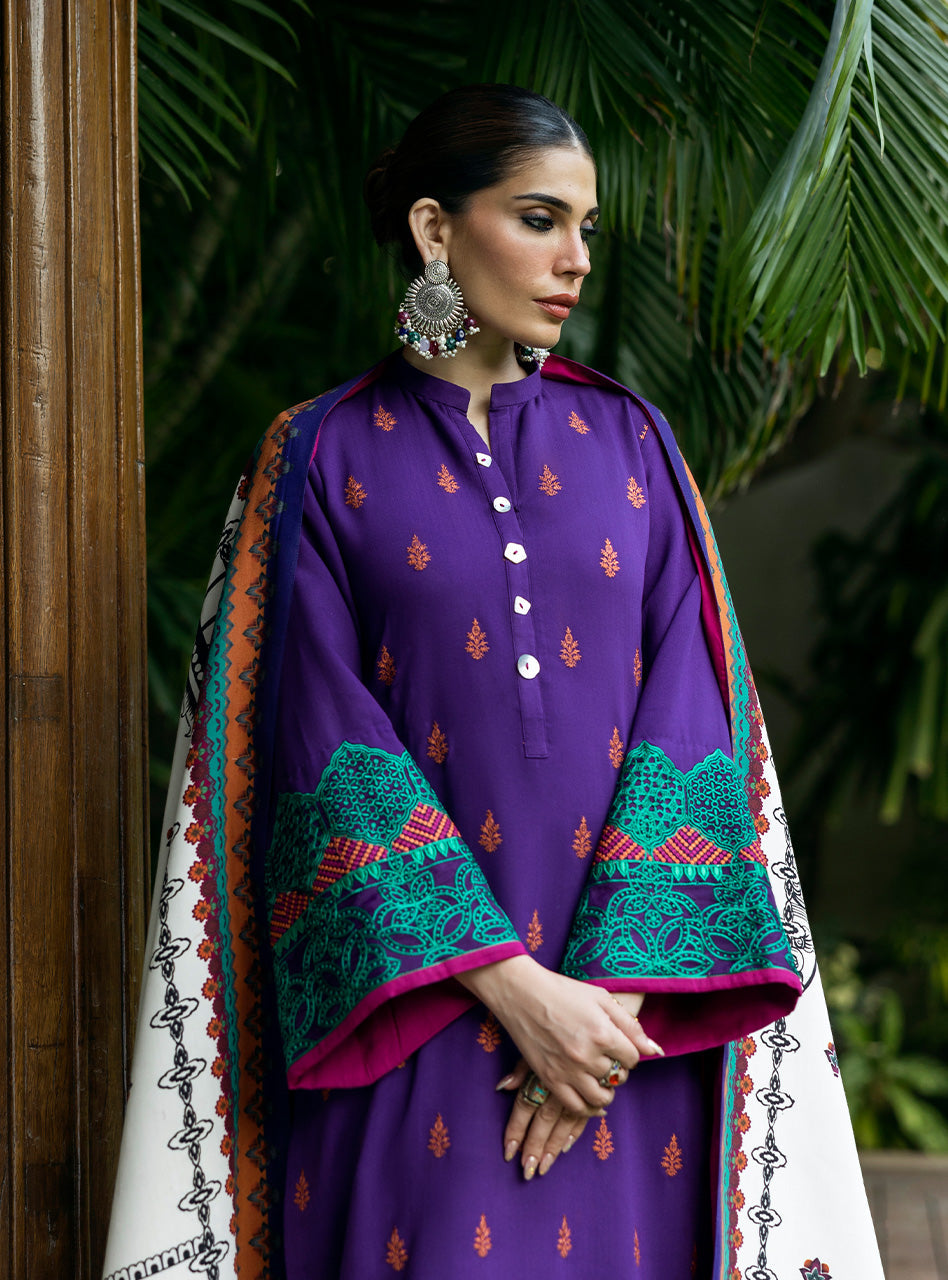 Zainab Chottani | Winter Shawls 24 |  Vaniza - by - Libasekhas UK - Registered Vendor of : Zainab Chottani - 100% Original Designer Dresss