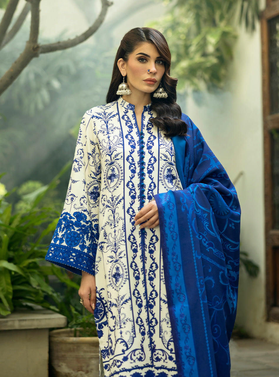 Zainab Chottani | Winter Shawls 24 |  Rania - by - Libasekhas UK - Registered Vendor of : Zainab Chottani - 100% Original Designer Dresss