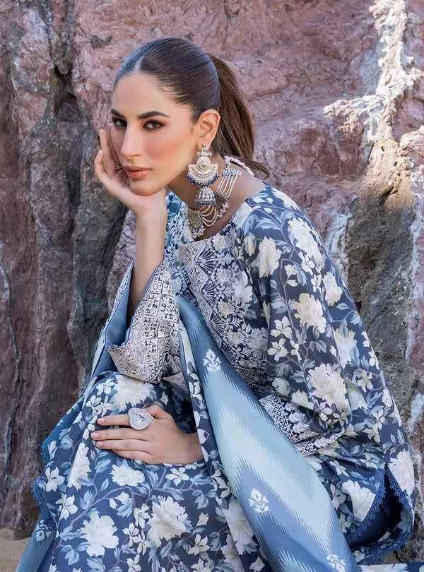 Zainab Chottani | Winter Shawls | Kinara - by - Libasekhas UK - Registered Vendor of : Zainab Chottani - 100% Original Designer Dresss