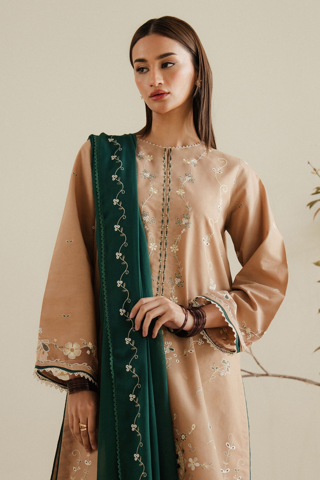 Zara Shahjahan | Pret Wear | CR25P0104 - by - Libasekhas UK - Registered Vendor of : Zara Shahjahan - 100% Original Designer Dresss