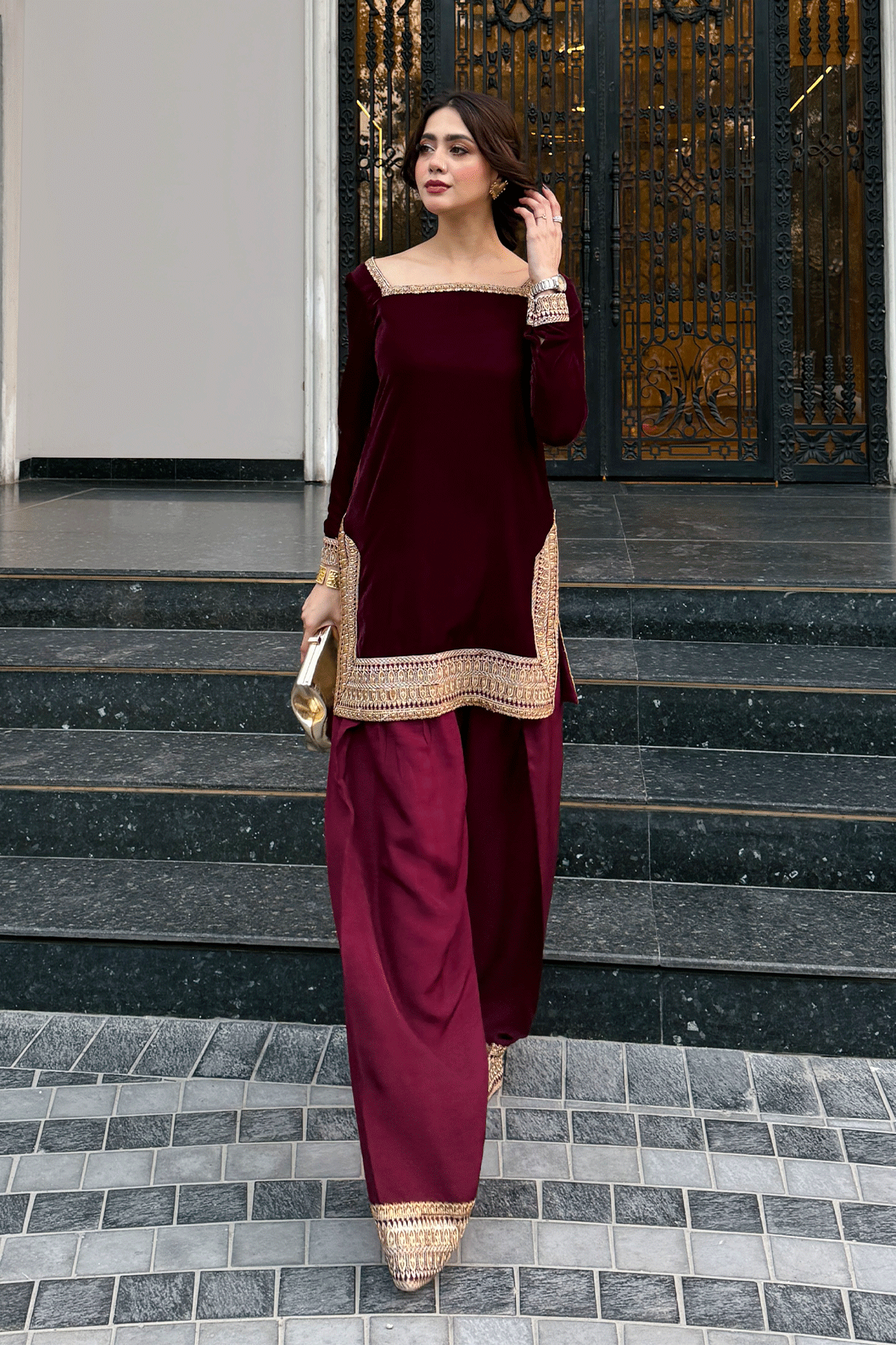 Erum Khan | Velvet Edit | Zariya - by Libasekhas UK - Registered Vendor of : Erum Khan - 100% Original Designer Dress