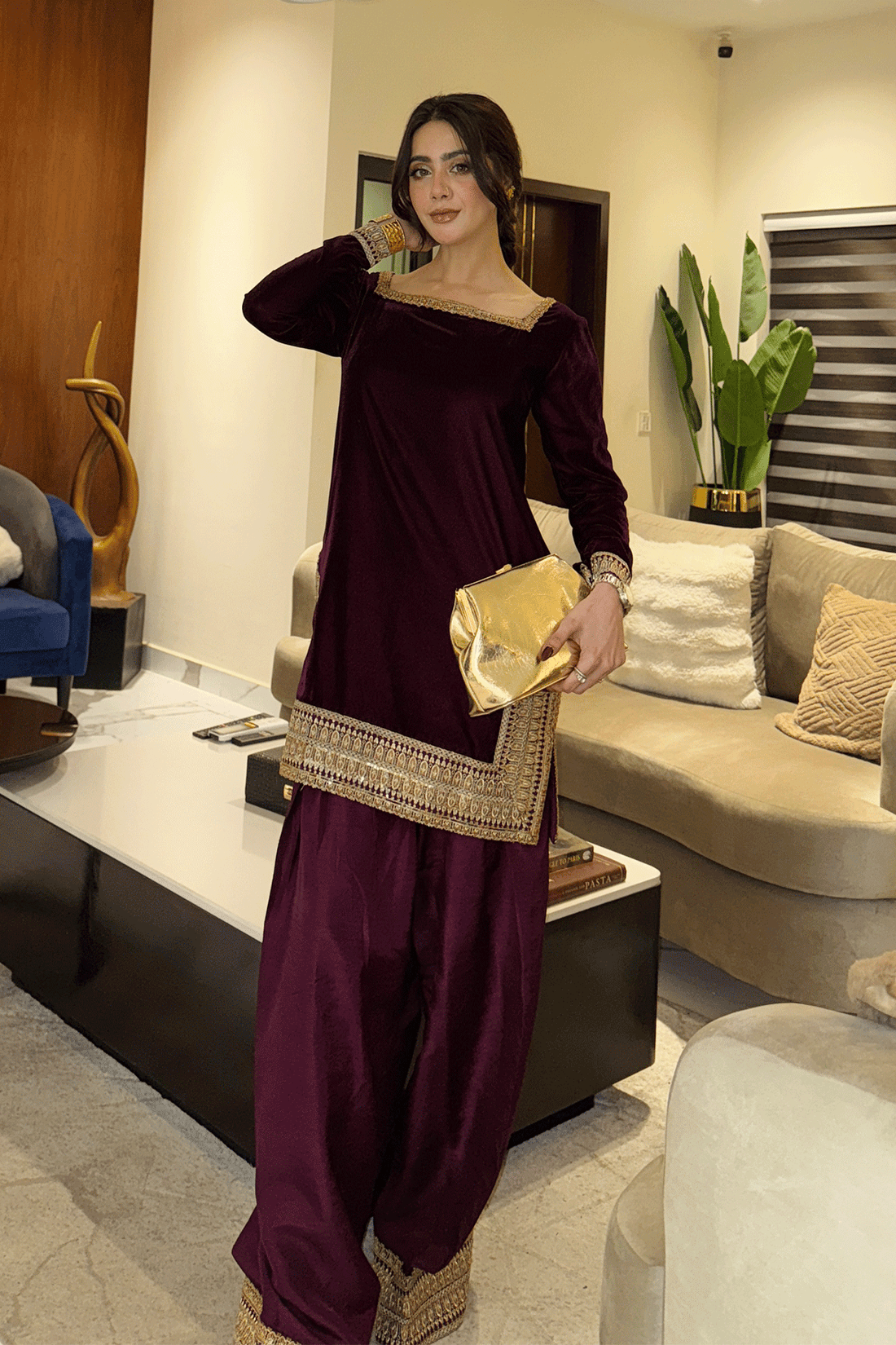 Erum Khan | Velvet Edit | Zariya - by Libasekhas UK - Registered Vendor of : Erum Khan - 100% Original Designer Dress