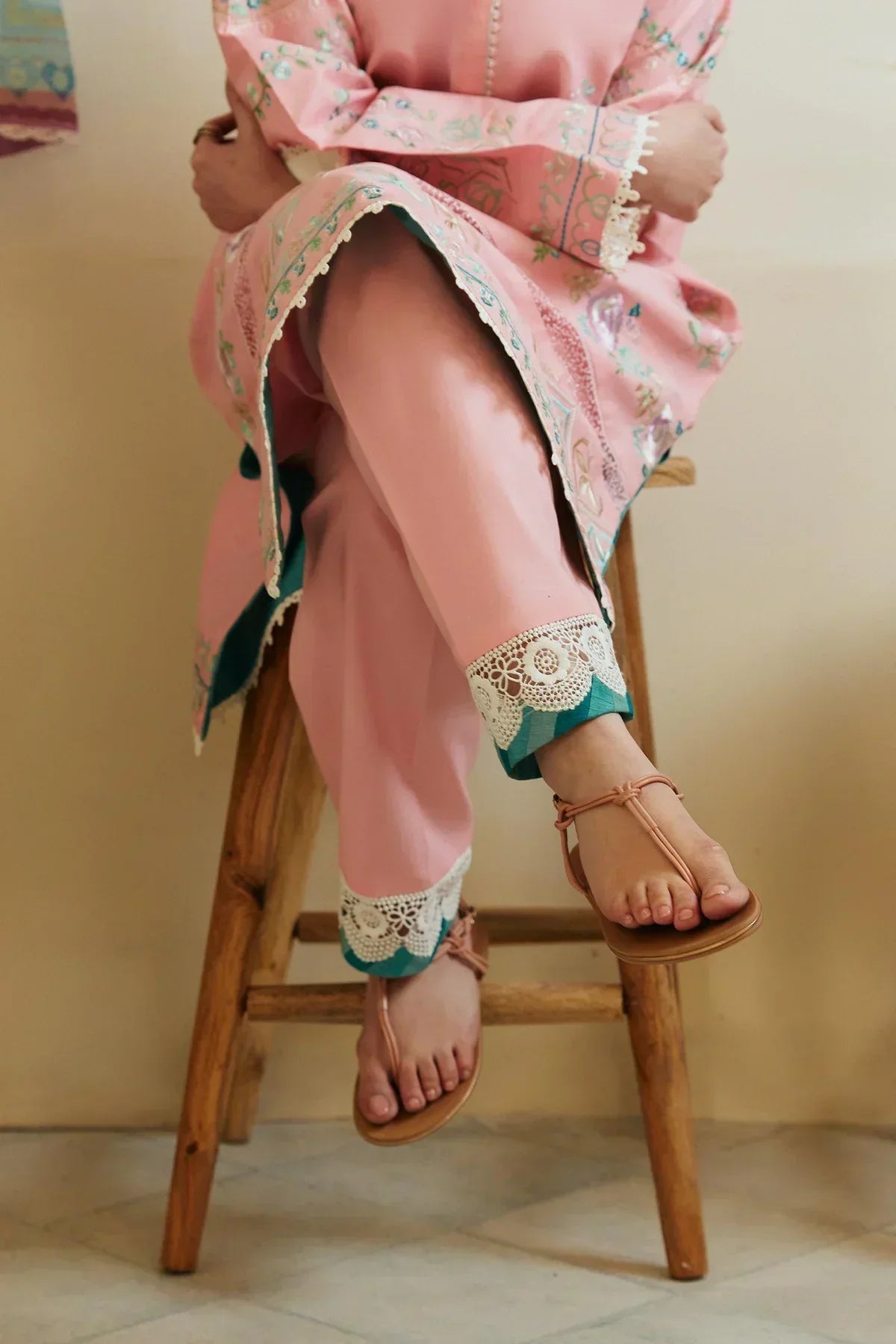 Zara Shahjahan | Coco Lawn 24 | ZOYA-8A - by - Libasekhas UK - Registered Vendor of : Zara Shahjahan - 100% Original Designer Dresss