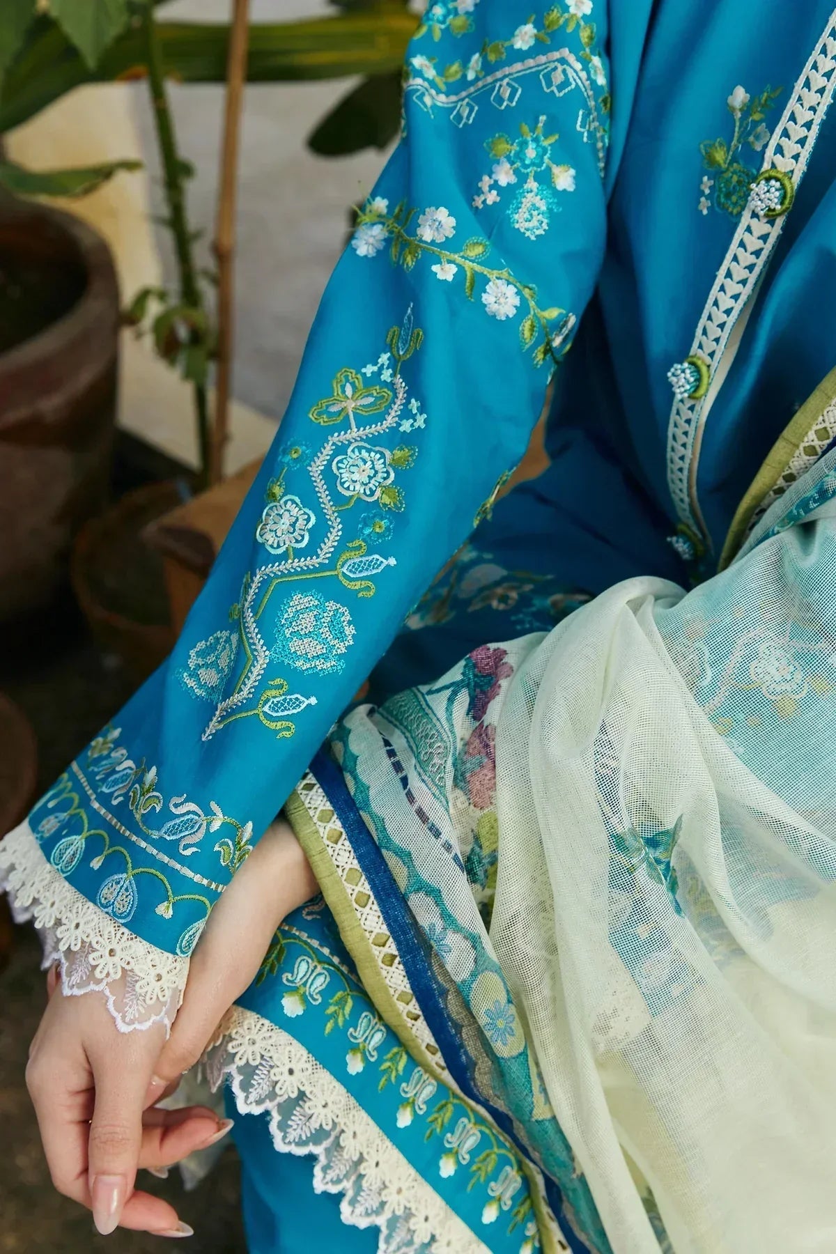 Zara Shahjahan | Coco Lawn 24 | ZOYA-8B - by - Libasekhas UK - Registered Vendor of : Zara Shahjahan - 100% Original Designer Dresss
