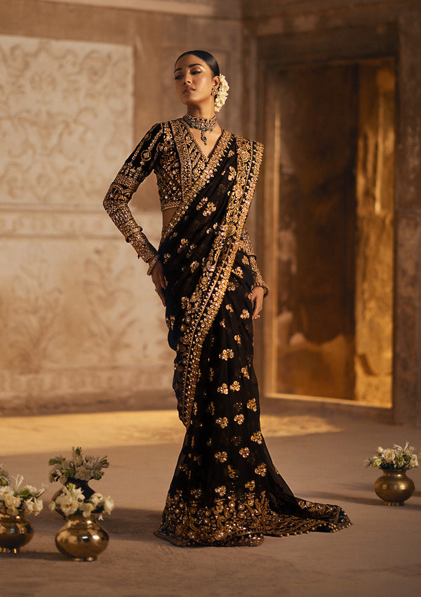 Aik Atelier | Dastoor Velvet 24 | DASTOOR - LOOK 04 - by - Libasekhas UK - Registered Vendor of : Aik Atelier - 100% Original Designer Dresss
