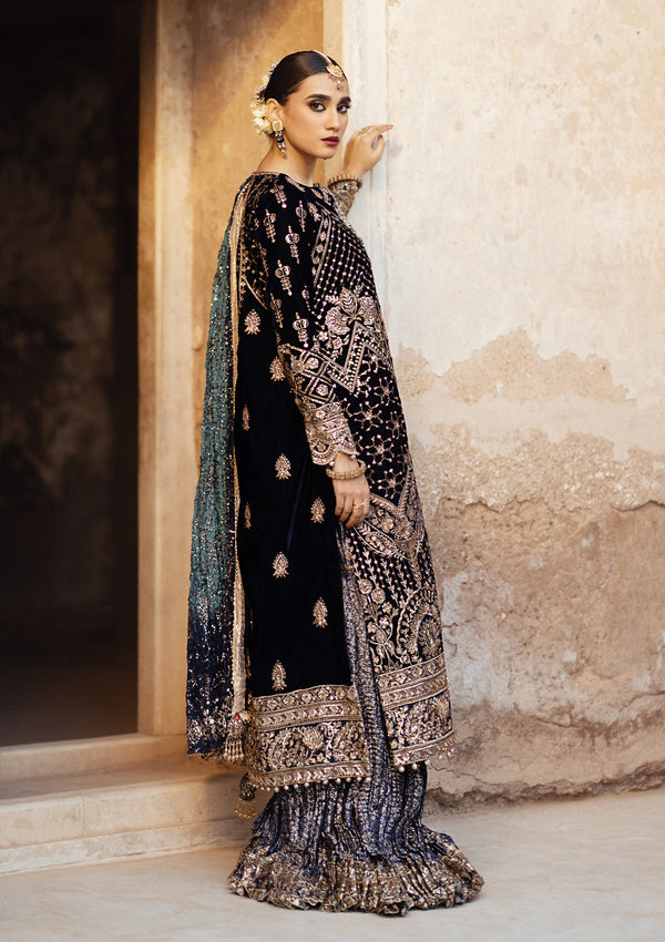Aik Atelier | Dastoor Velvet 24 | DASTOOR - LOOK 07 - by - Libasekhas UK - Registered Vendor of : Aik Atelier - 100% Original Designer Dresss
