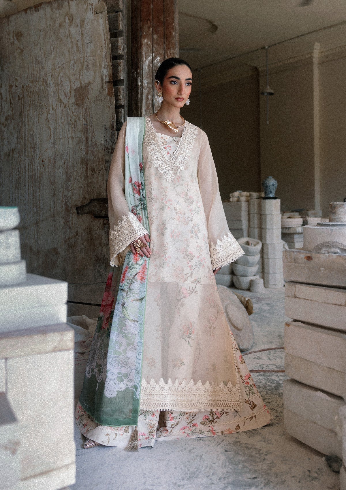Aik Atelier | lady Aik 26 | Lady Aik - Look B2601 - by Libasekhas UK - Registered Vendor of : Aik Atelier - 100% Original Designer Dress