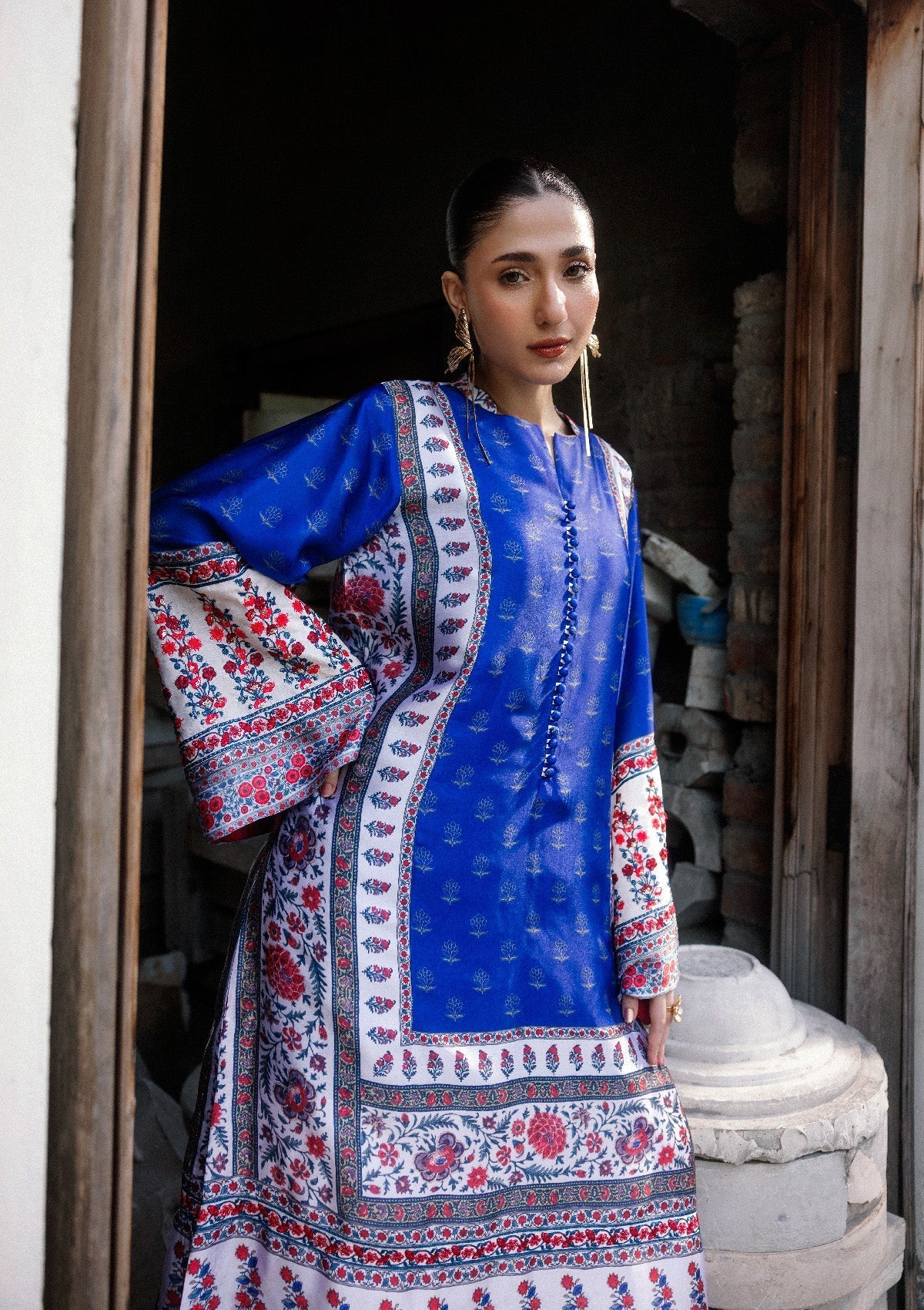 Aik Atelier | lady Aik 26 | Lady Aik - Look B2606 - by Libasekhas UK - Registered Vendor of : Aik Atelier - 100% Original Designer Dress