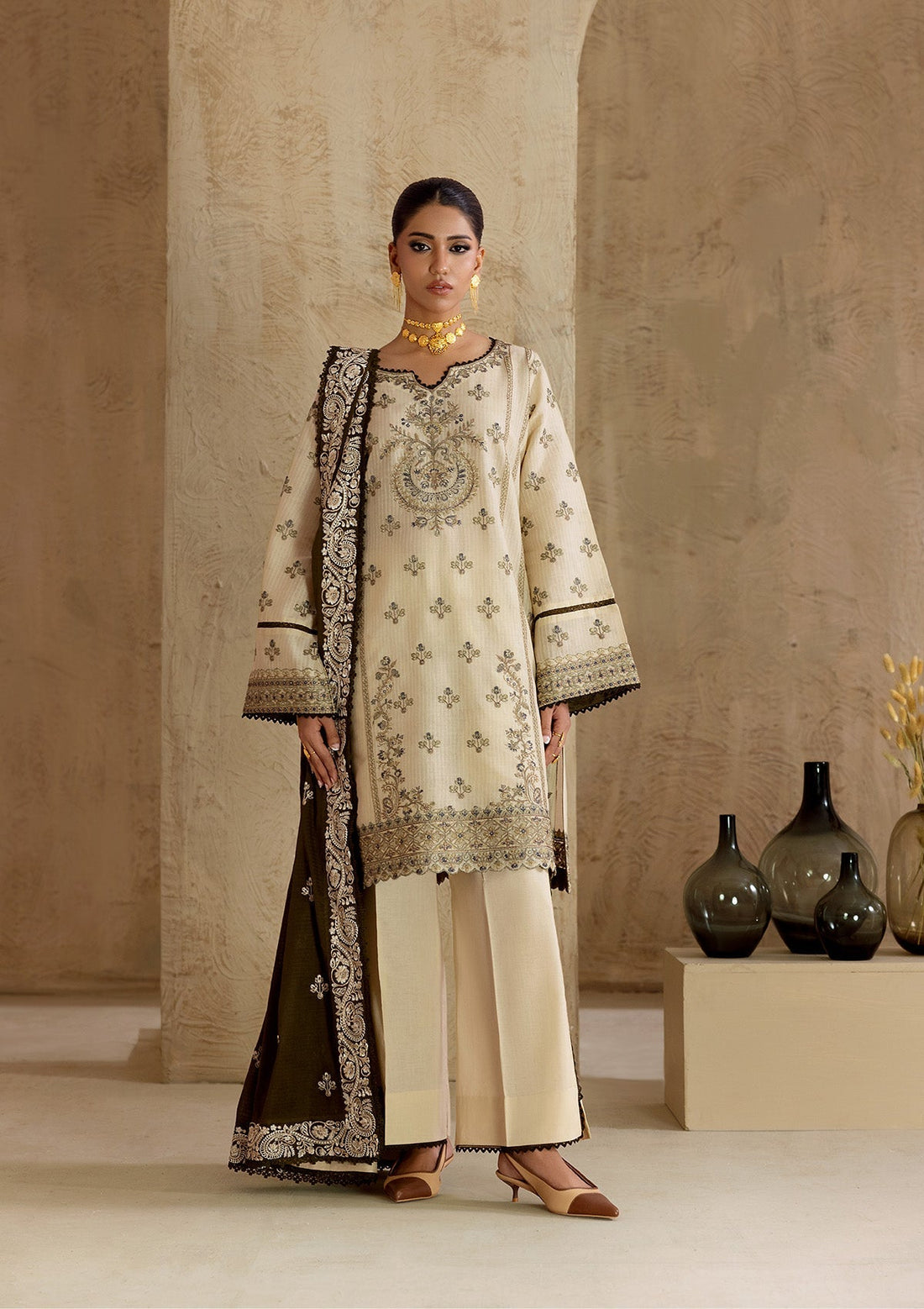 Aik Atelier | RTW 25 | LOOK 02 - by - Libasekhas UK - Registered Vendor of : Aik Atelier - 100% Original Designer Dresss