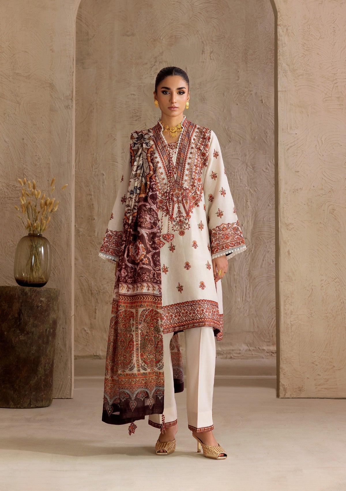 Aik Atelier | RTW 25 | LOOK 04 - by - Libasekhas UK - Registered Vendor of : Aik Atelier - 100% Original Designer Dresss