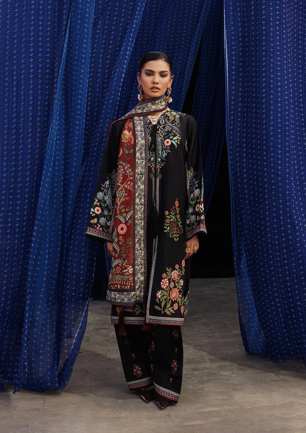 Aik Atelier | Roz Khaddar | AIK ROZ '25 D2 - LOOK 01 - by Libasekhas UK - Registered Vendor of : Aik Atelier - 100% Original Designer Dress