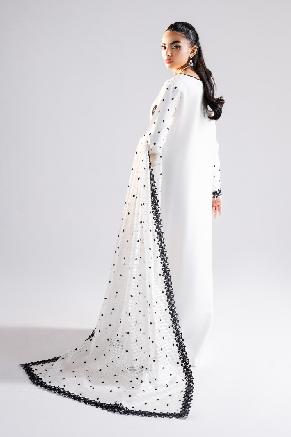 Maryum N Maria | Luna Formals | ARELA - by - Libasekhas UK - Registered Vendor of : Maryum N Maria - 100% Original Designer Dresss