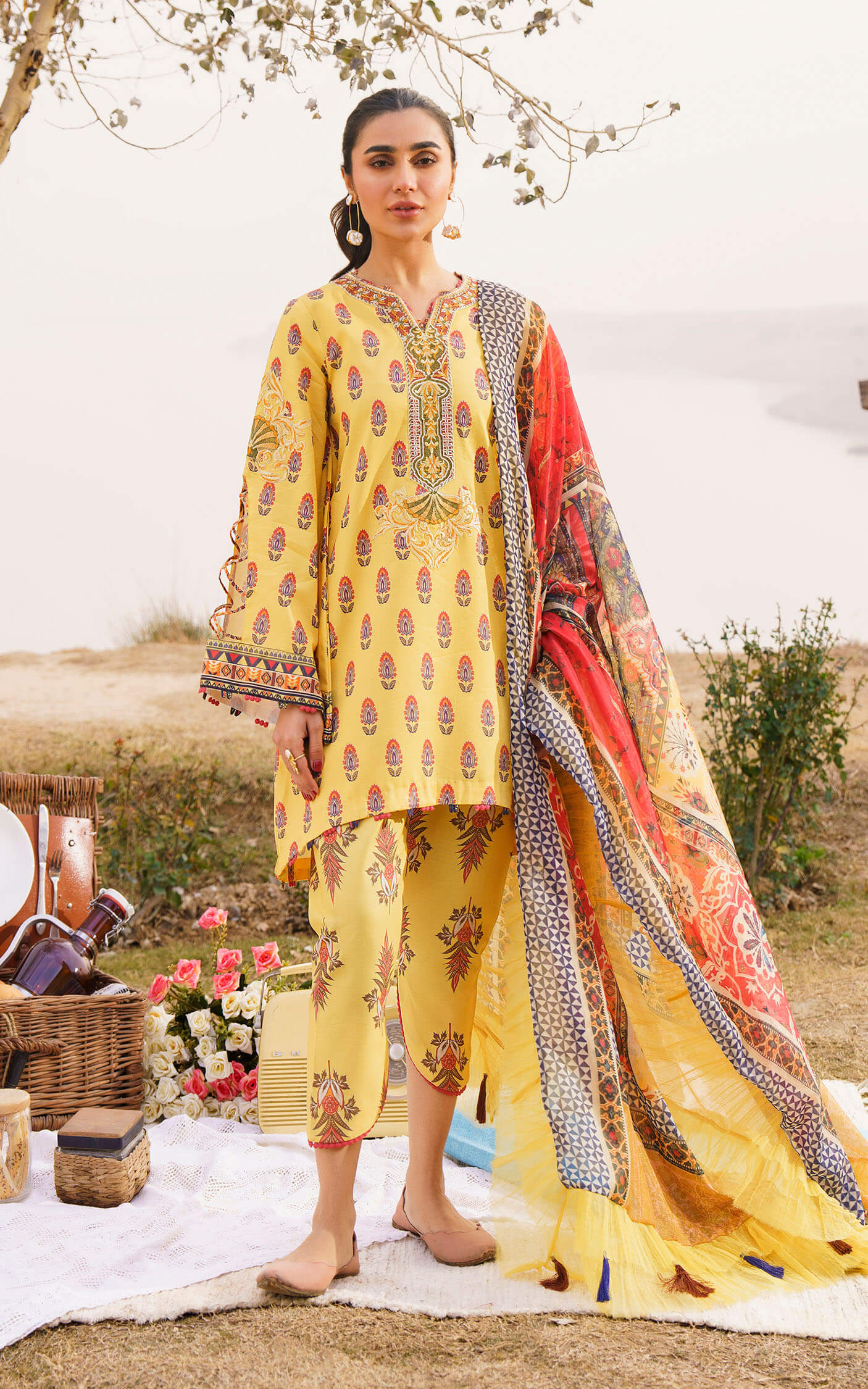 Asifa and Nabeel | Meraki Summer 24 | SONNET-U141M004 - by - Libasekhas UK - Registered Vendor of : Asifa and Nabeel - 100% Original Designer Dresss