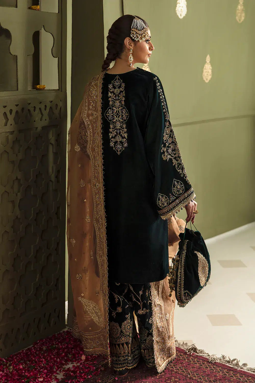 Baroque | Jahanara Luxury Velvet 23 | UF-464 - by - Libasekhas UK - Registered Vendor of : Baroque - 100% Original Designer Dresss
