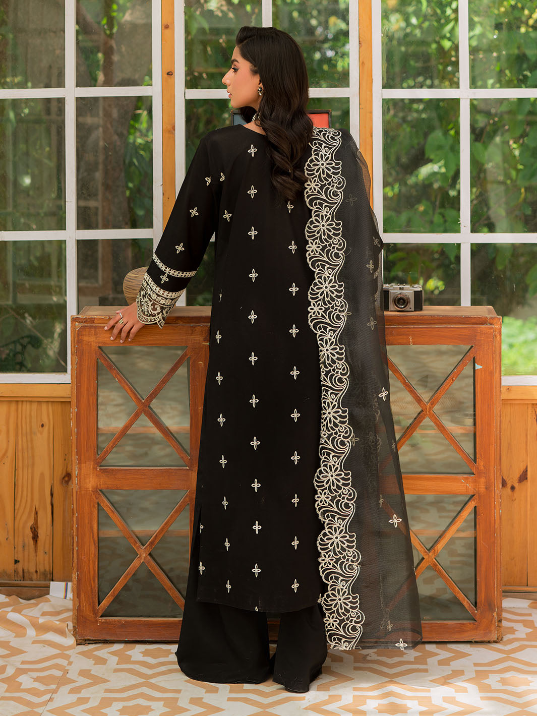 Mahnur | Bella Lawn 24 | BL - 10 - by - Libasekhas UK - Registered Vendor of : Mahnur - 100% Original Designer Dresss