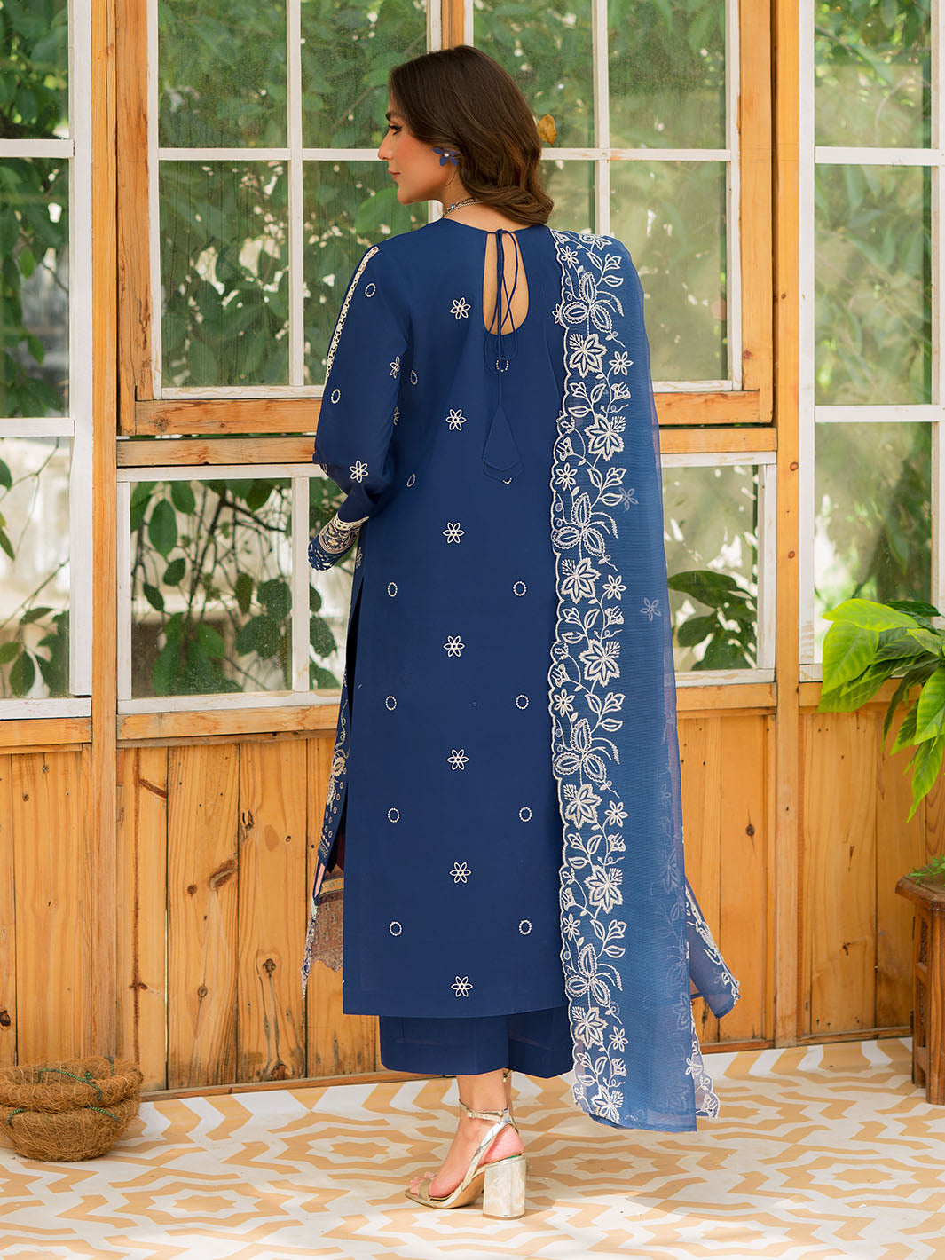 Mahnur | Bella Lawn 24 | BL - 02 - by - Libasekhas UK - Registered Vendor of : Mahnur - 100% Original Designer Dresss