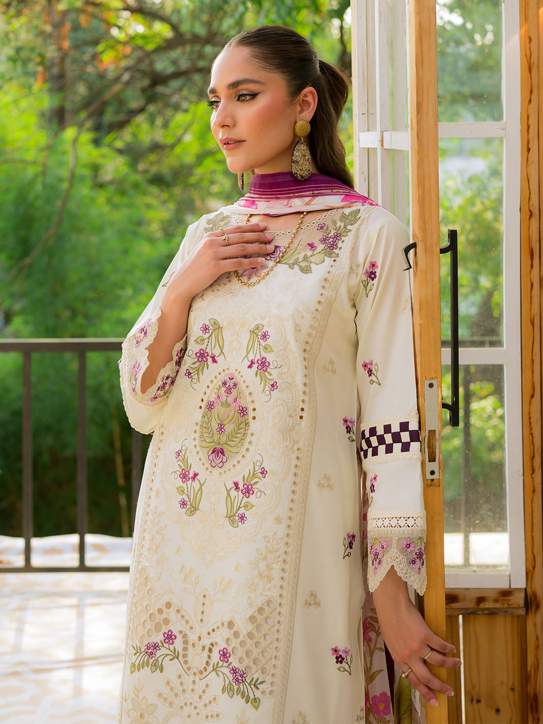 Mahnur | Bella Lawn 24 | BL - 04 - by - Libasekhas UK - Registered Vendor of : Mahnur - 100% Original Designer Dresss