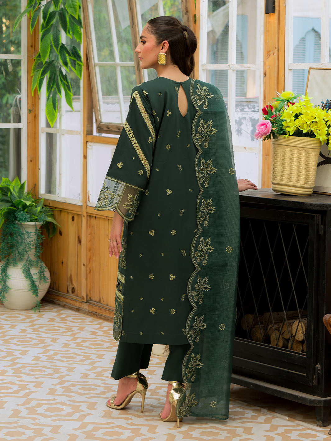 Mahnur | Bella Lawn 24 | BL - 06 - by - Libasekhas UK - Registered Vendor of : Mahnur - 100% Original Designer Dresss
