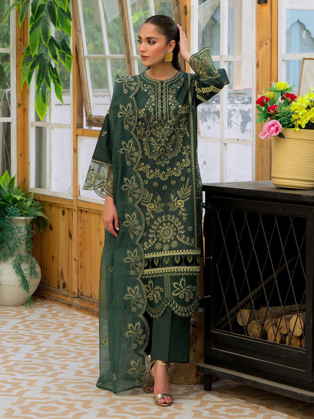 Mahnur | Bella Lawn 24 | BL - 06 - by - Libasekhas UK - Registered Vendor of : Mahnur - 100% Original Designer Dresss
