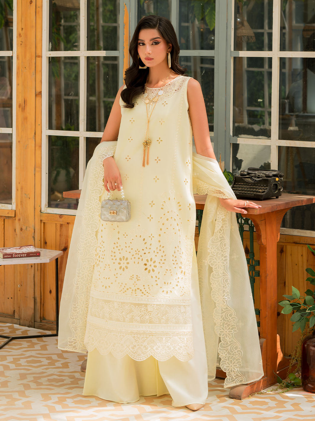 Mahnur | Bella Lawn 24 | BL - 09 - by - Libasekhas UK - Registered Vendor of : Mahnur - 100% Original Designer Dresss