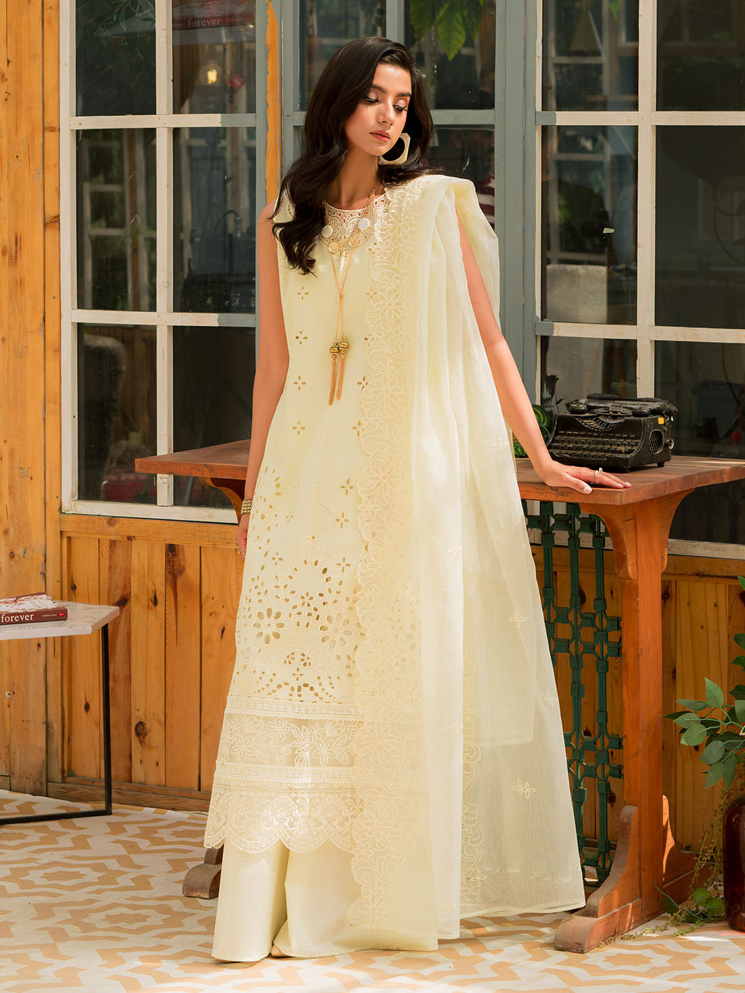 Mahnur | Bella Lawn 24 | BL - 09 - by - Libasekhas UK - Registered Vendor of : Mahnur - 100% Original Designer Dresss