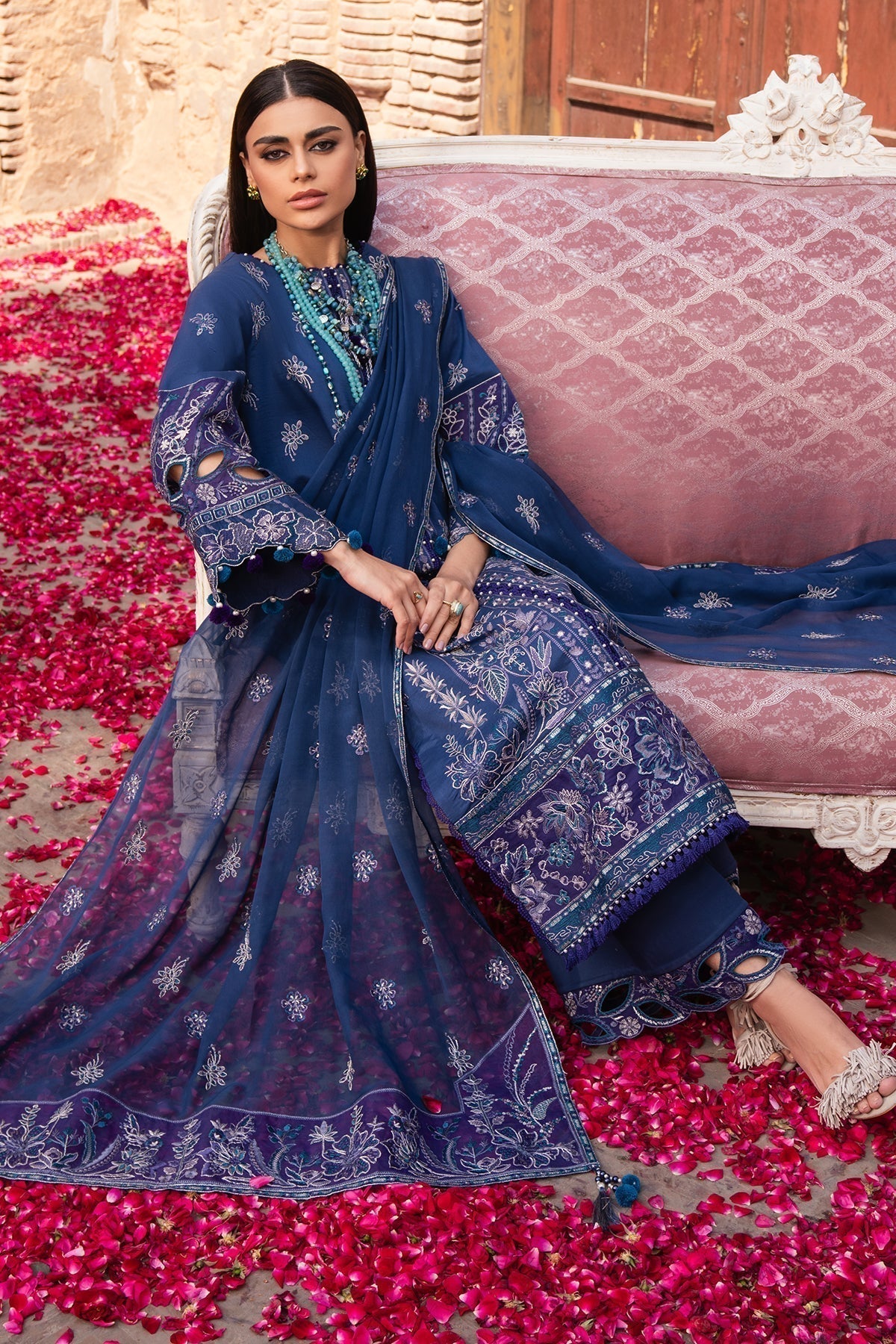 Alizeh | Rawayat Luxury Lawn 24 | Shehnaaz - by - Libasekhas UK - Registered Vendor of : Alizeh - 100% Original Designer Dresss
