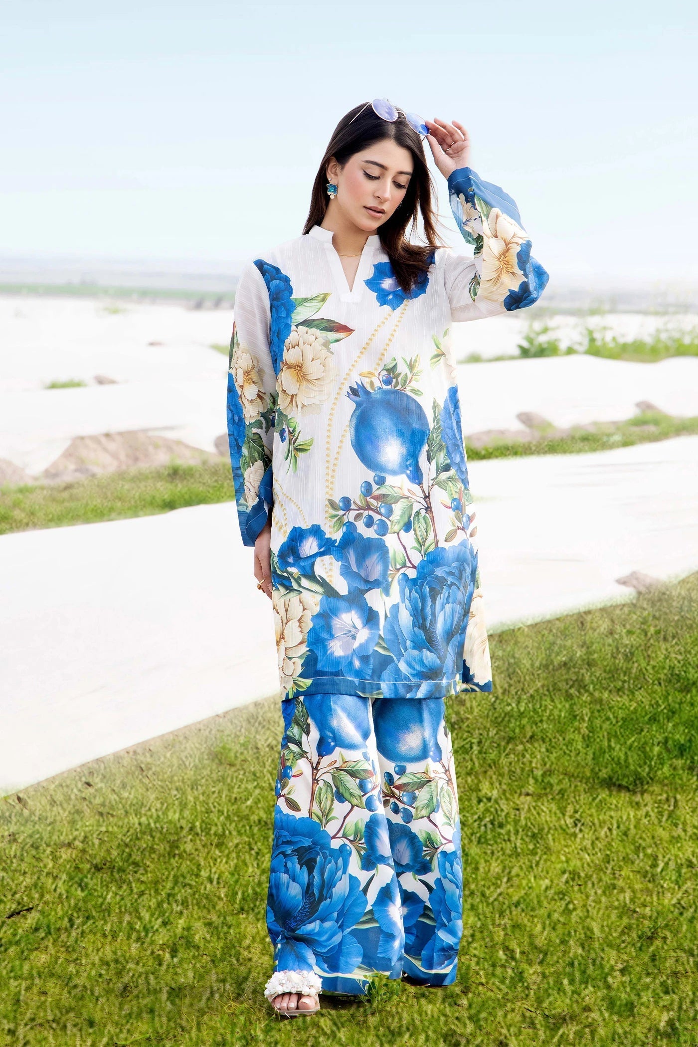 Adans Libas | Embrodiered Co Ord Sets | 4089 - by Libasekhas UK - Registered Vendor of : Adans Libas - 100% Original Designer Dress