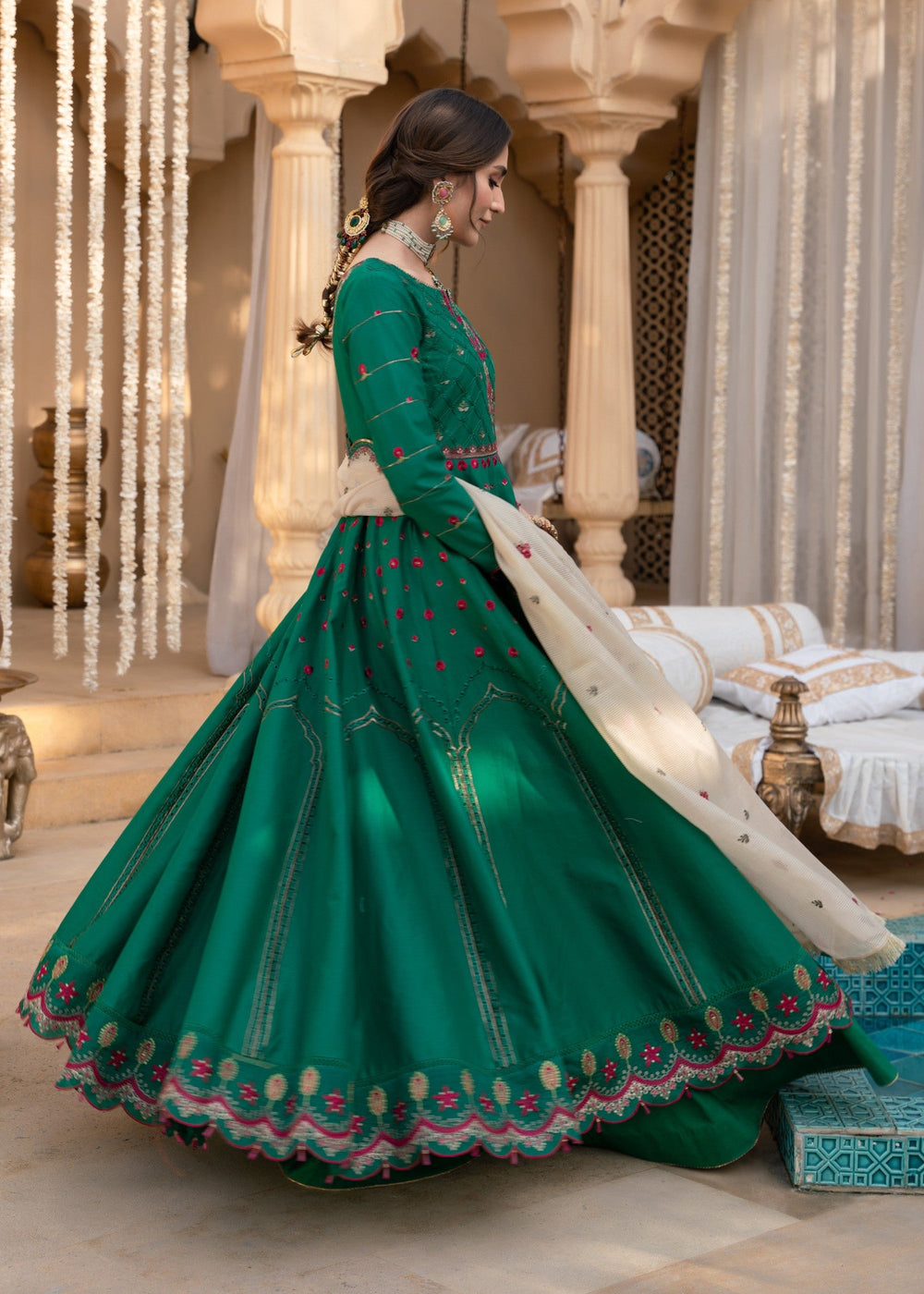 Meem | Singhar 25 | ZAMURD - by - Libasekhas UK - Registered Vendor of : Meem - 100% Original Designer Dresss
