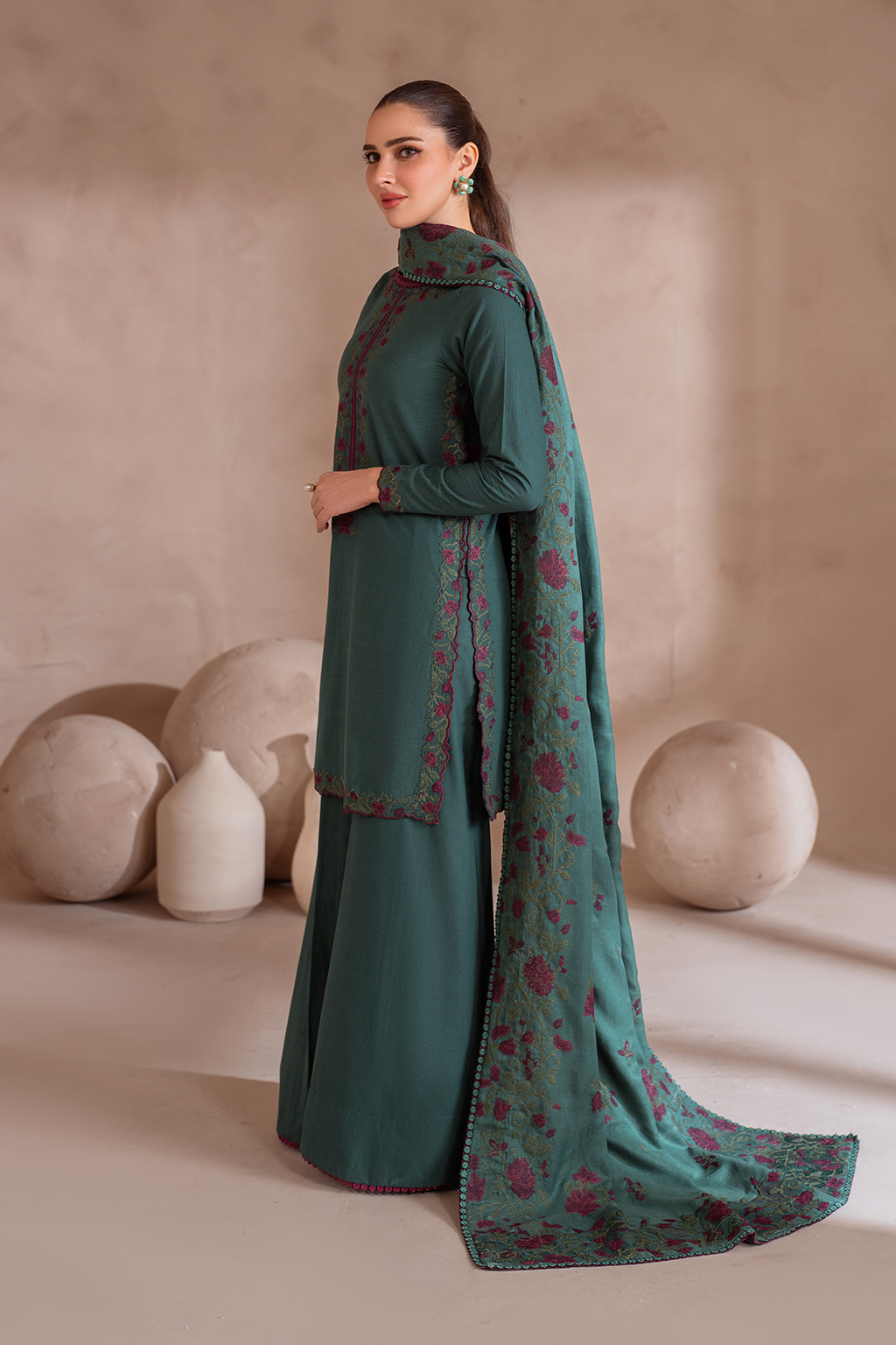 Iznik | Exclusive Winter | UE-370 - by - Libasekhas UK - Registered Vendor of : Iznik - 100% Original Designer Dresss