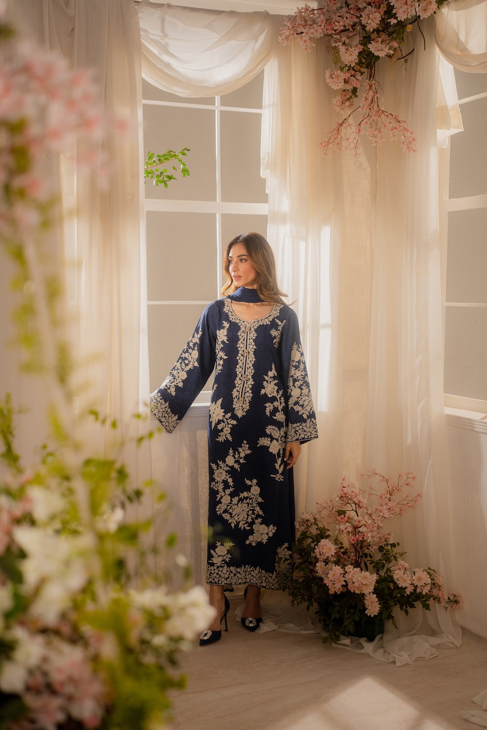 Vintage | Sohani Luxe | Khwaab - by Libasekhas UK - Registered Vendor of : Vintage - 100% Original Designer Dress