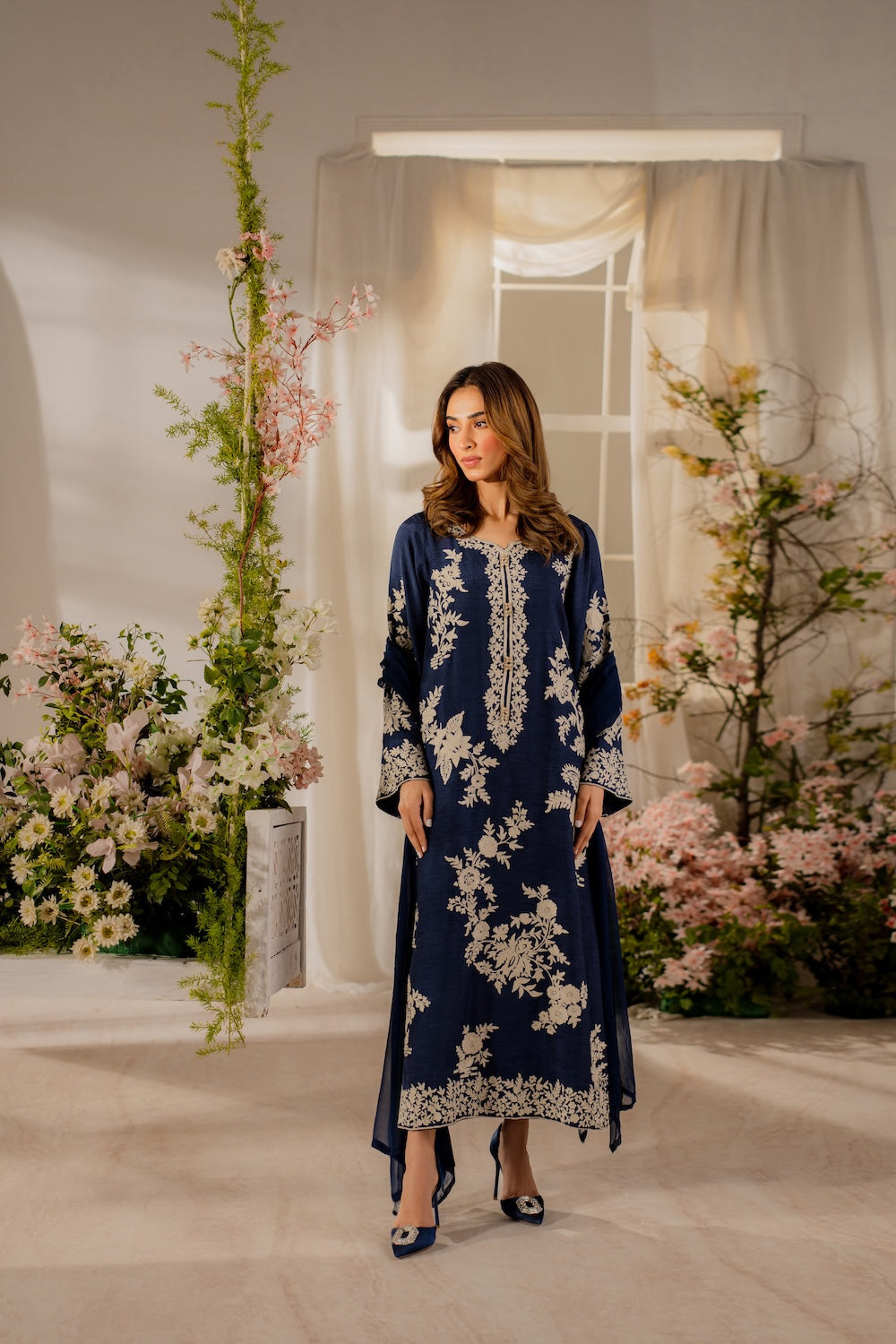 Vintage | Sohani Luxe | Khwaab - by Libasekhas UK - Registered Vendor of : Vintage - 100% Original Designer Dress