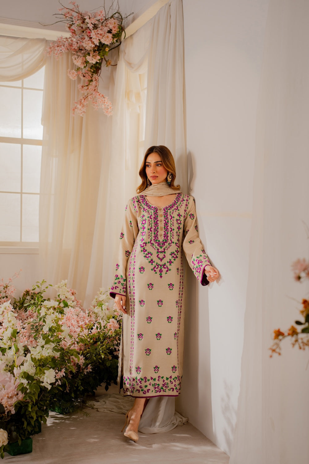 Vintage | Sohani Luxe | Mehrunisa - by Libasekhas UK - Registered Vendor of : Vintage - 100% Original Designer Dress