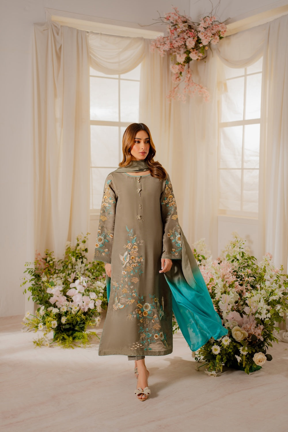 Vintage | Sohani Luxe | Raaha - by Libasekhas UK - Registered Vendor of : Vintage - 100% Original Designer Dress
